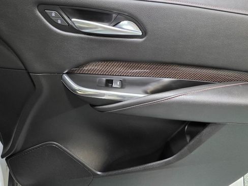 Used 2019 Cadillac XT4 Sport FWD image 28
