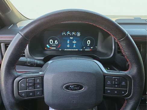Used 2023 Ford Expedition Limited AWD/4WD image 24