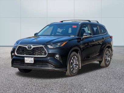 Used 2023 Toyota Highlander XLE