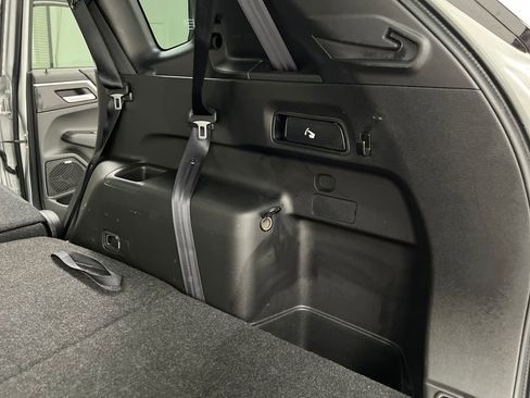 Used 2025 Mitsubishi Outlander SE FWD image 38