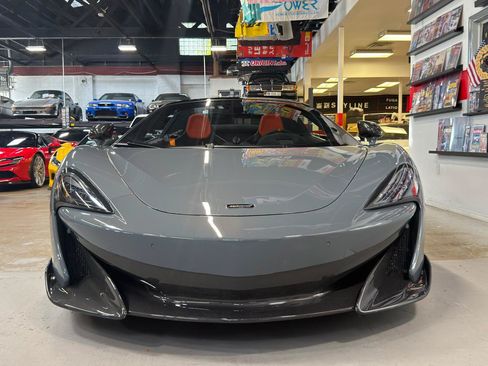 Used 2020 McLaren 600LT Spider RWD image 2