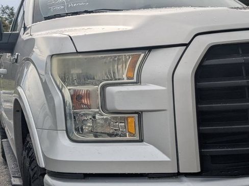 Used 2015 Ford F150 XLT w/ Equipment Group 302A Luxury AWD/4WD image 8