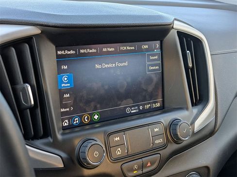 Used 2023 GMC Terrain SLT w/ Elevation Edition image 22