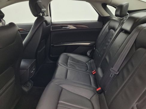 Used 2013 Lincoln MKZ image 18