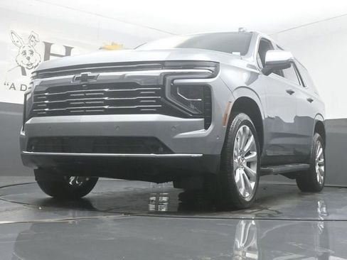 New 2026 Chevrolet Tahoe Premier w/ Sun And Tow Package AWD/4WD image 4