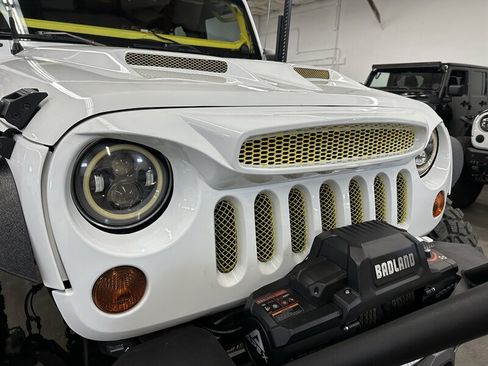 Used 2013 Jeep Wrangler Unlimited Sport AWD/4WD image 40