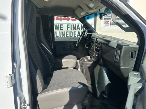 Used 2024 Chevrolet Express 2500 w/ Driver Convenience Package image 23