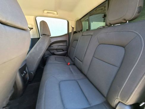 Used 2016 Chevrolet Colorado LT w/ LT Convenience Package AWD/4WD image 11