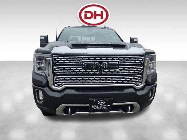 Used 2020 GMC Sierra 3500 Denali w/ Denali Ultimate Package AWD/4WD image 2
