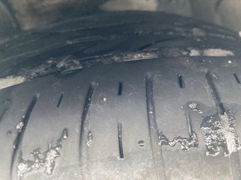 Used 2013 Buick Regal Premium image 3