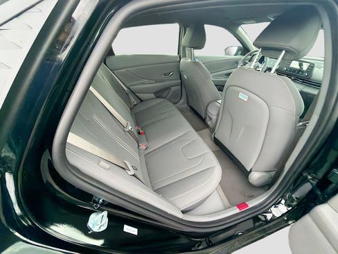 New 2026 Hyundai Elantra Sport FWD image 19