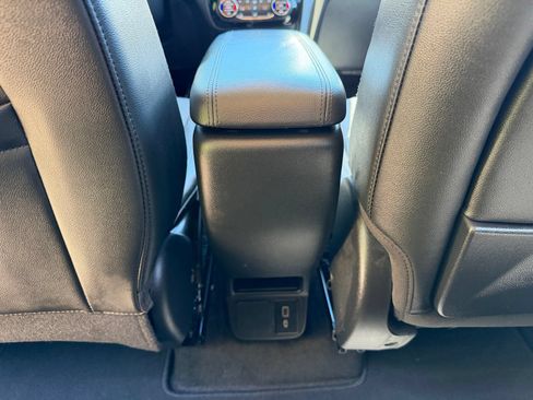 Used 2023 Buick Encore GX Select w/ Sport Touring Package FWD image 27