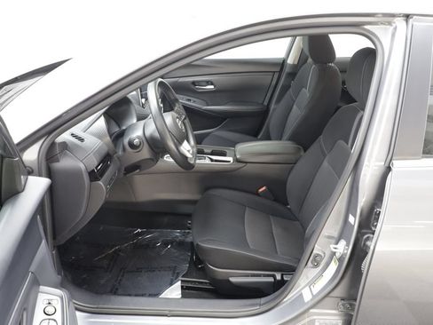 Used 2023 Nissan Sentra SV FWD image 6