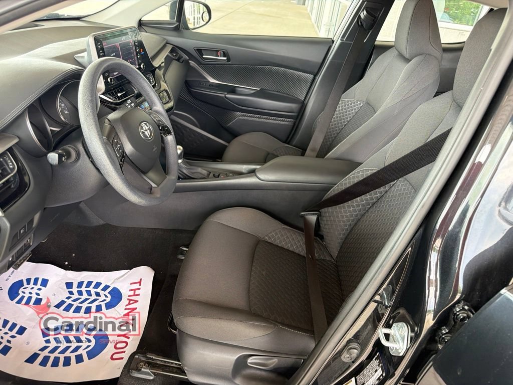 Used 2021 Toyota C-HR LE FWD image 13