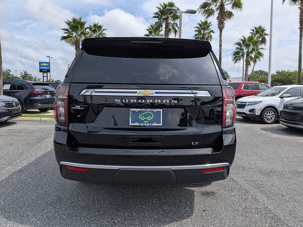 Certified 2024 Chevrolet Suburban LT AWD/4WD image 4
