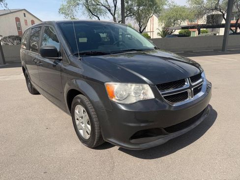 Used 2012 Dodge Grand Caravan SE image 7