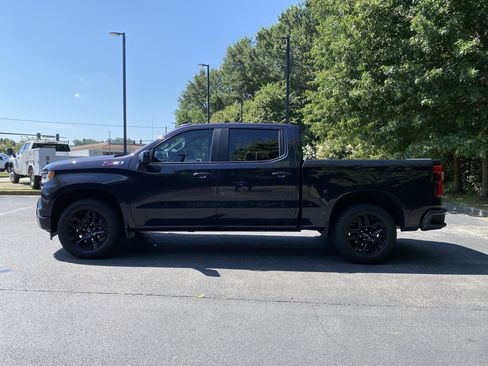 Used 2023 Chevrolet Silverado 1500 RST AWD/4WD image 6
