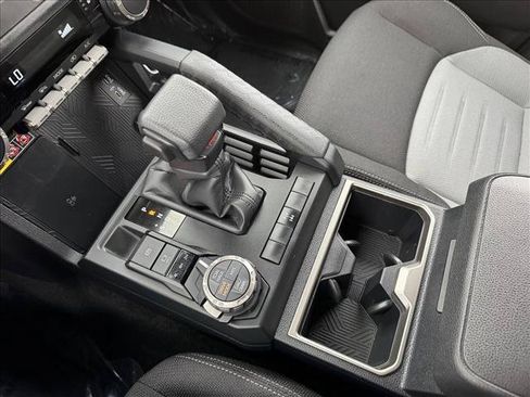 Certified 2025 Toyota 4Runner TRD Off-Road AWD/4WD image 15