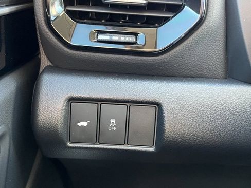 Used 2025 Honda Pilot EX-L image 28