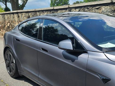 Used 2022 Tesla Model S AWD/4WD image 16