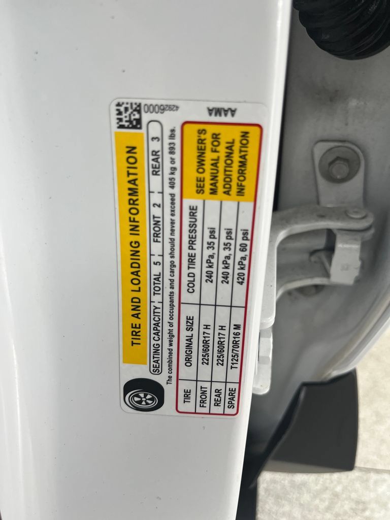 Used 2025 Chevrolet Trax LS FWD image 23