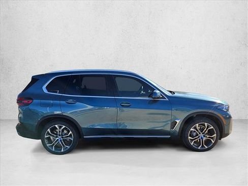 Certified 2026 BMW X5 sDrive40i w/ Climate Comfort Package RWD image 4