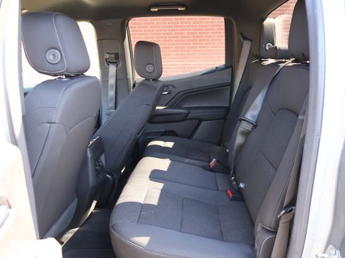 Used 2023 Chevrolet Colorado LT w/ Advanced Trailering Package image 18