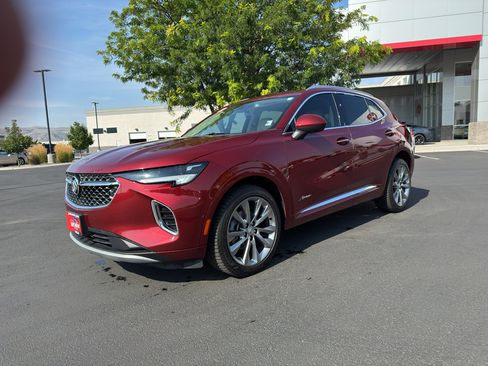 Used 2022 Buick Envision Avenir w/ Technology Package II image 5