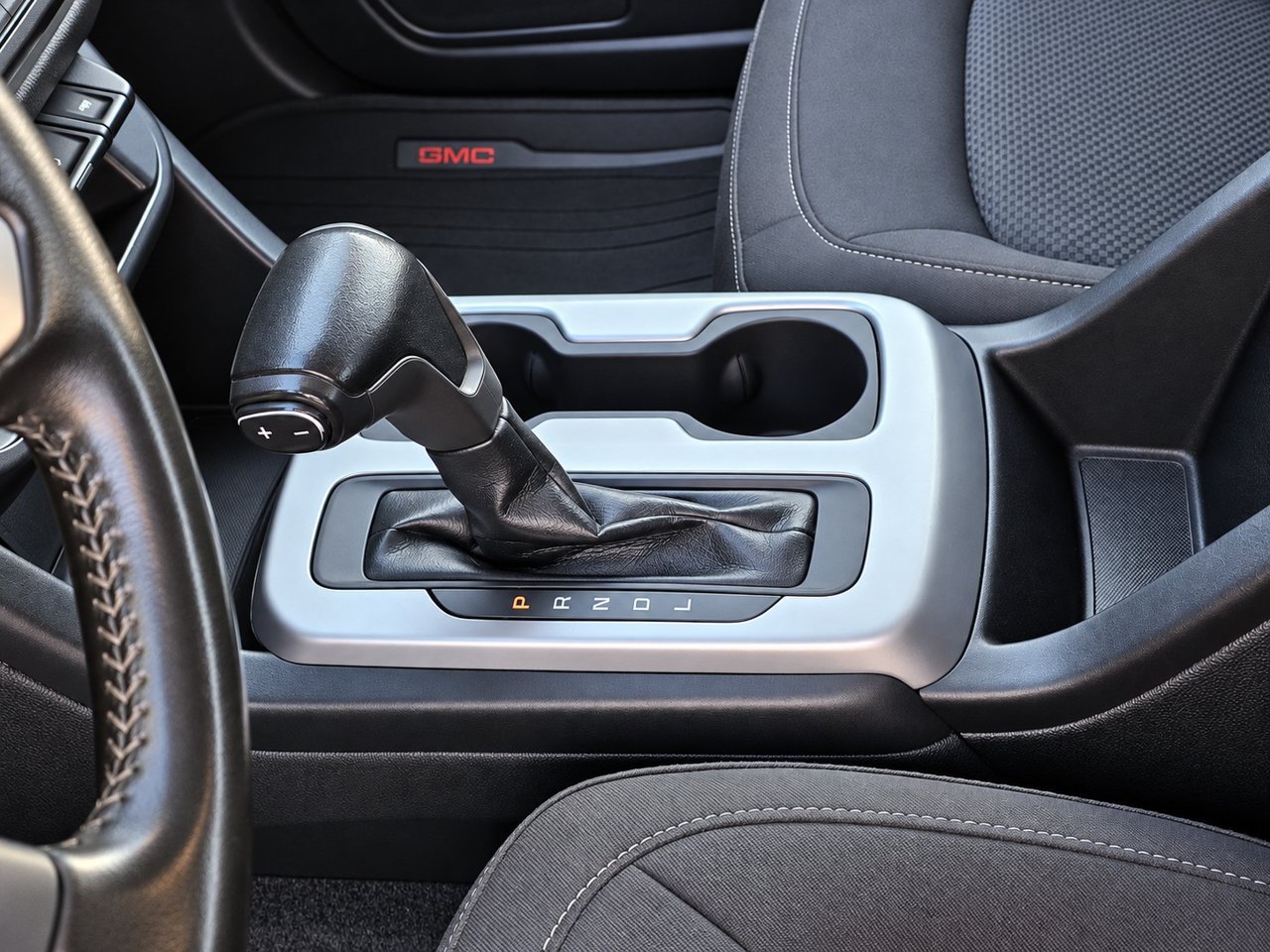 Used 2020 Chevrolet Colorado LT AWD/4WD image 21