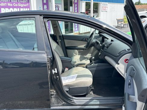 Used 2012 Kia Forte EX w/ Tech Pkg FWD image 15