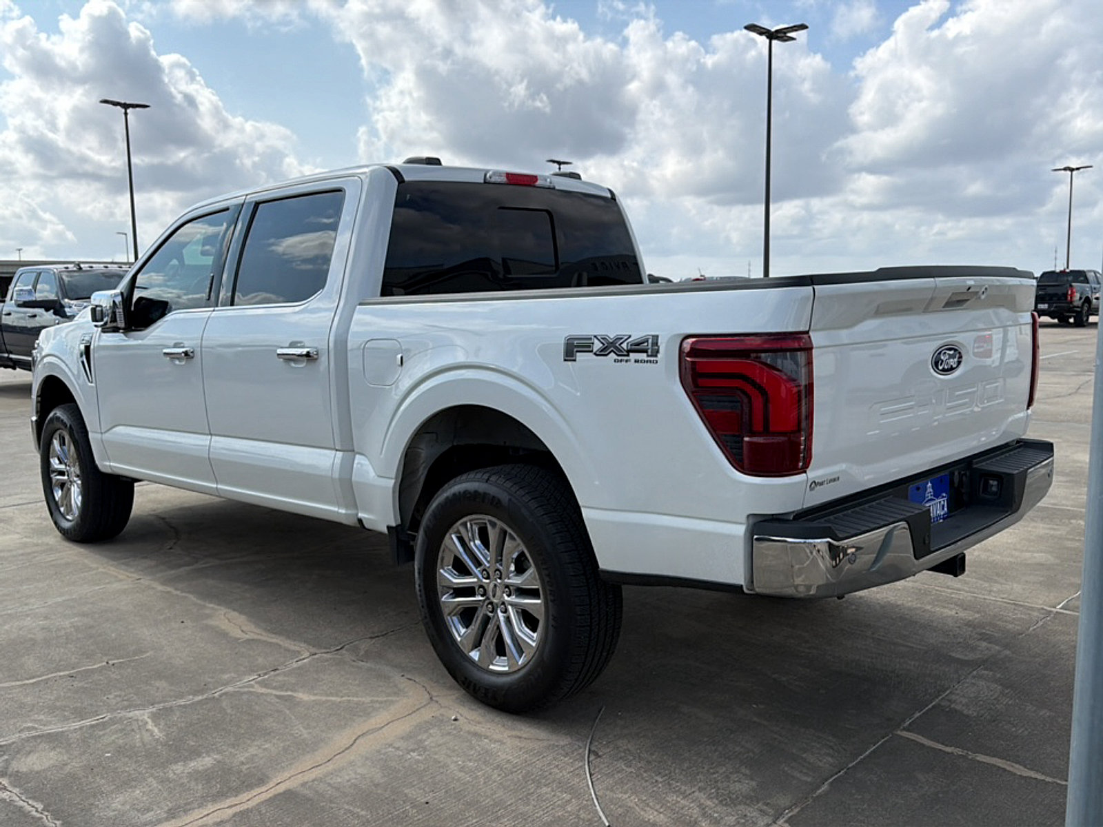 Used 2024 Ford F150 Lariat w/ FX4 Off-Road Package AWD/4WD image 4