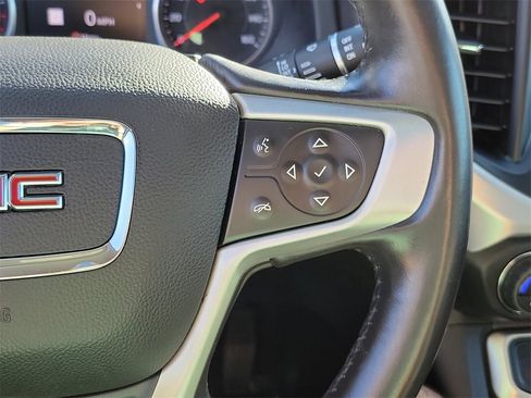 Used 2020 GMC Acadia SLT w/ Premium Package image 6