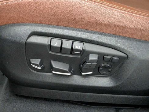 Used 2018 BMW X5 sDrive35i w/ M Sport Package image 17