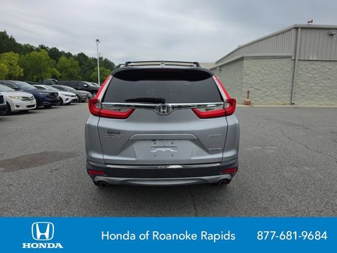 Used 2018 Honda CR-V Touring image 4