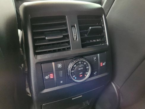 Used 2016 Mercedes-Benz GL 63 AMG 4MATIC image 16