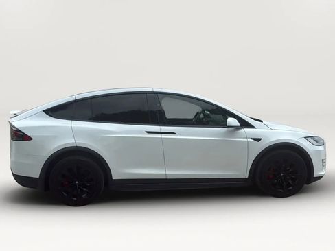 Used 2019 Tesla Model X Standard Range Sport Utility 4 image 9