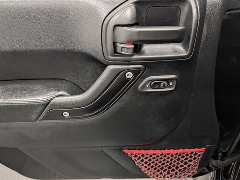 Used 2017 Jeep Wrangler Unlimited Rubicon AWD/4WD image 10