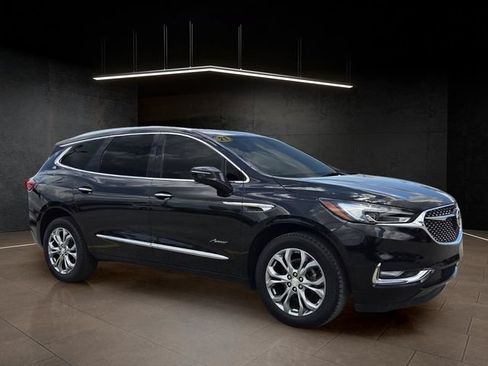 Used 2021 Buick Enclave Avenir w/ Avenir Technology Package FWD image 1