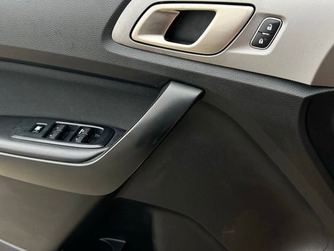 Used 2020 Ford Ranger XLT w/ Equipment Group 301A Mid image 21