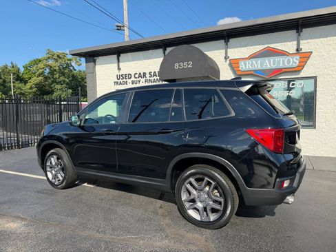 Used 2023 Honda Passport EX-L image 3