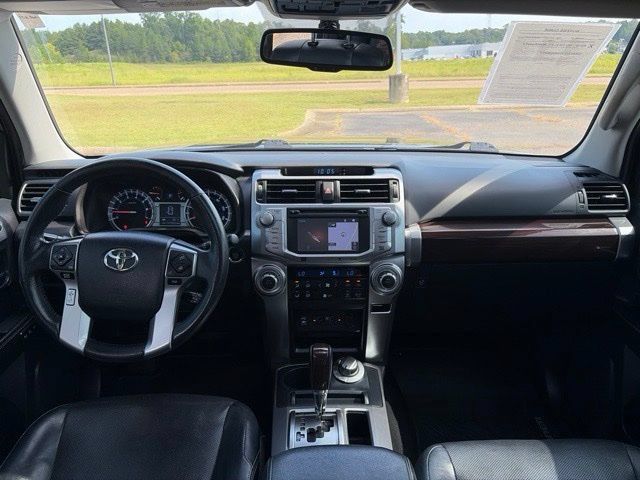 Used 2014 Toyota 4Runner Limited AWD/4WD image 8