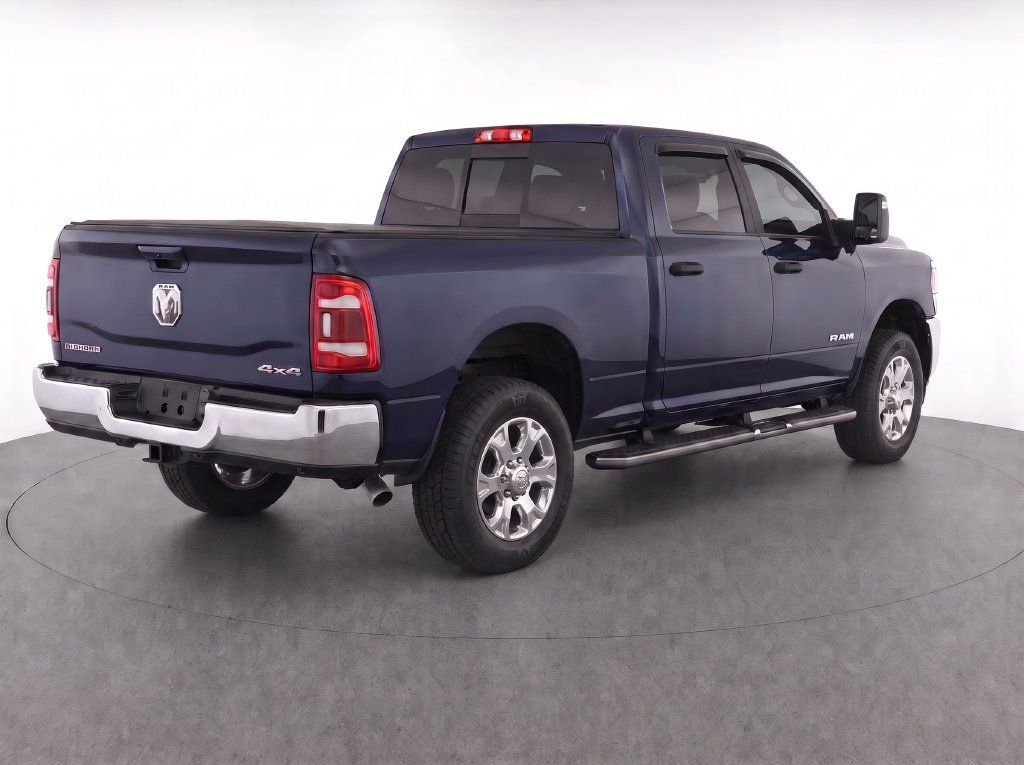 Used 2024 RAM 2500 Big Horn w/ Heated Seats & Wheel Group AWD/4WD image 4