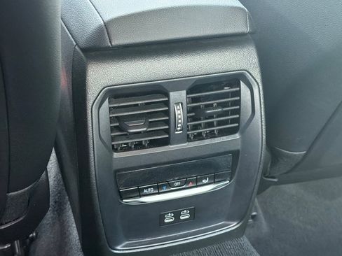 Certified 2025 BMW 330i Sedan image 16