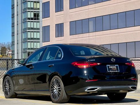 Used 2023 Mercedes-Benz C 300 4MATIC Sedan image 5