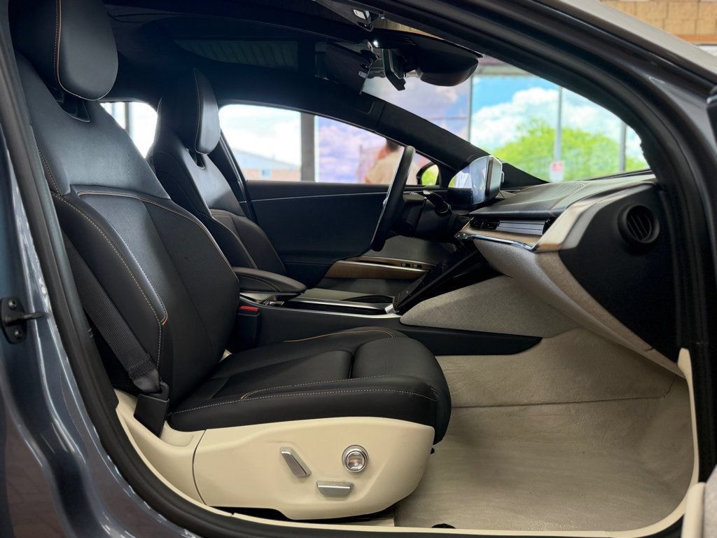 Used 2025 Lucid Air Touring AWD/4WD image 19