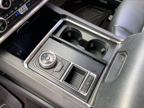 Certified 2022 Ford Expedition Max XLT RWD image 17