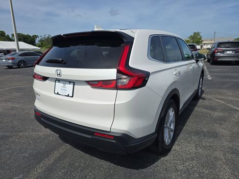 Used 2024 Honda CR-V EX image 3