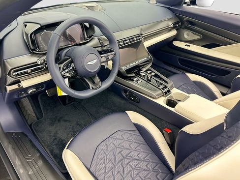 New 2026 Aston Martin Vanquish Convertible image 18