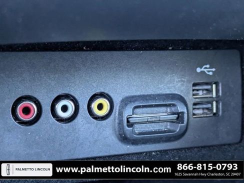 Used 2014 Lincoln MKX FWD w/ Equipment Group 102A image 22