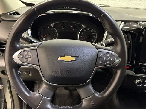 Used 2020 Chevrolet Traverse LT AWD/4WD image 23